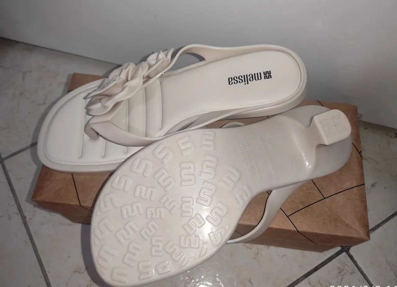 Vendo Melissa Original Nova  - Foto 2