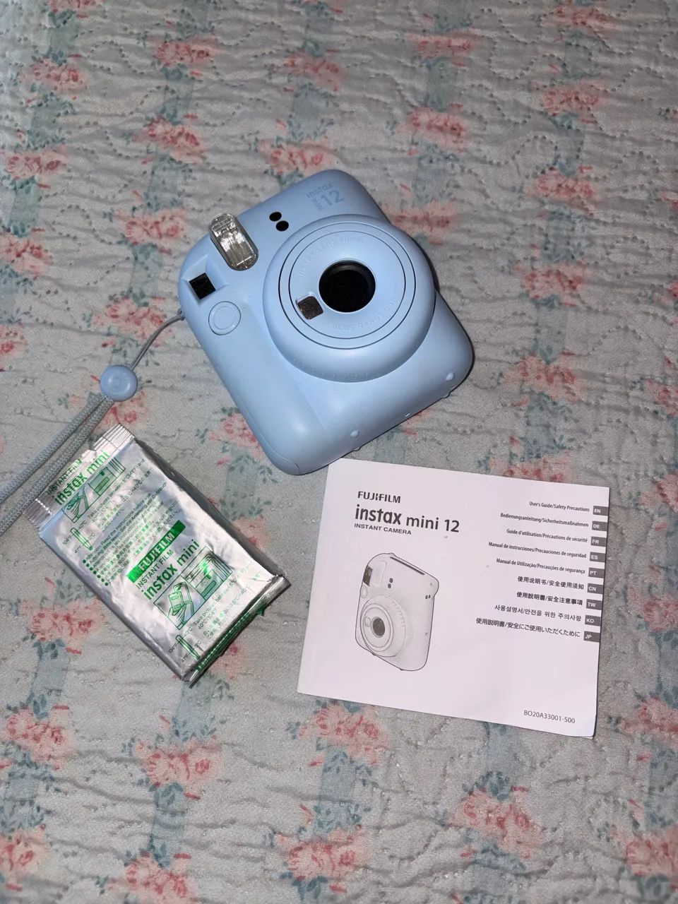 Instax mini 12 azul candy + pack de 10 poses - Foto 3