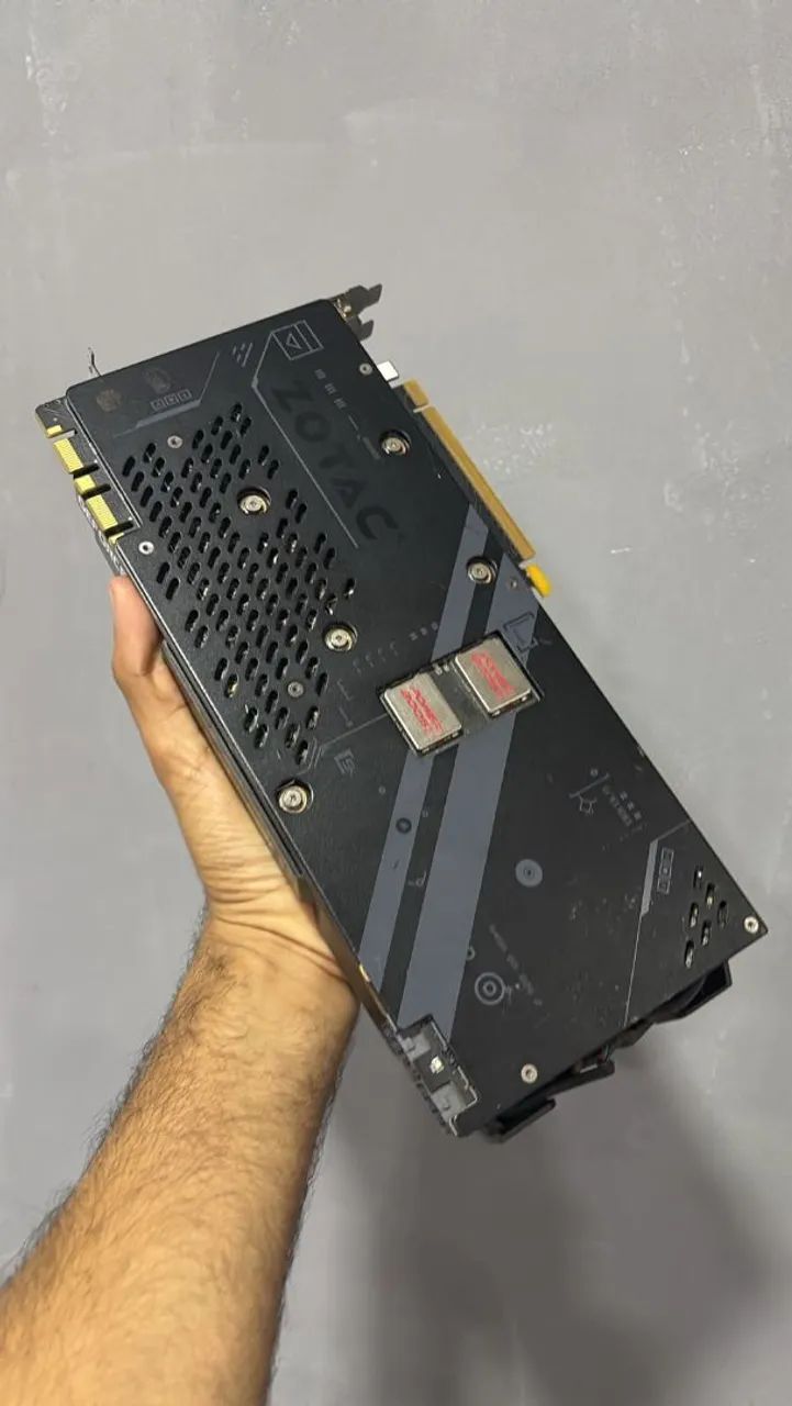 GTX 1080TI 11GB - Foto 2