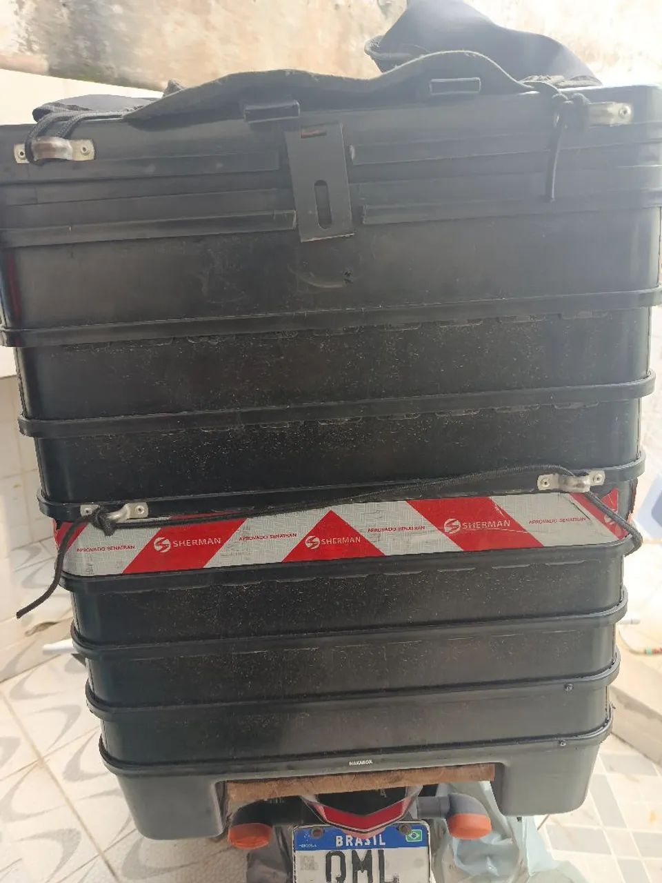 Baú MN3 180 Litros