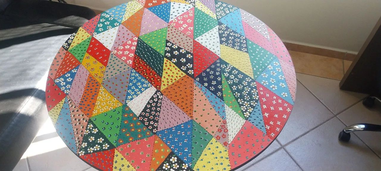 Mesa decorada de ferro - Foto 2