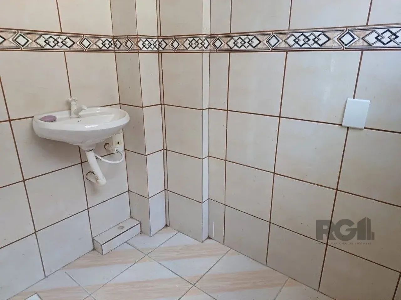 Sala reformada e desocupada! - Foto 4