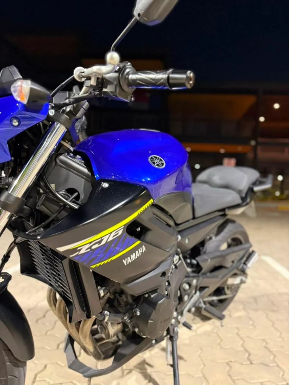 XJ6 2019 - Foto 4