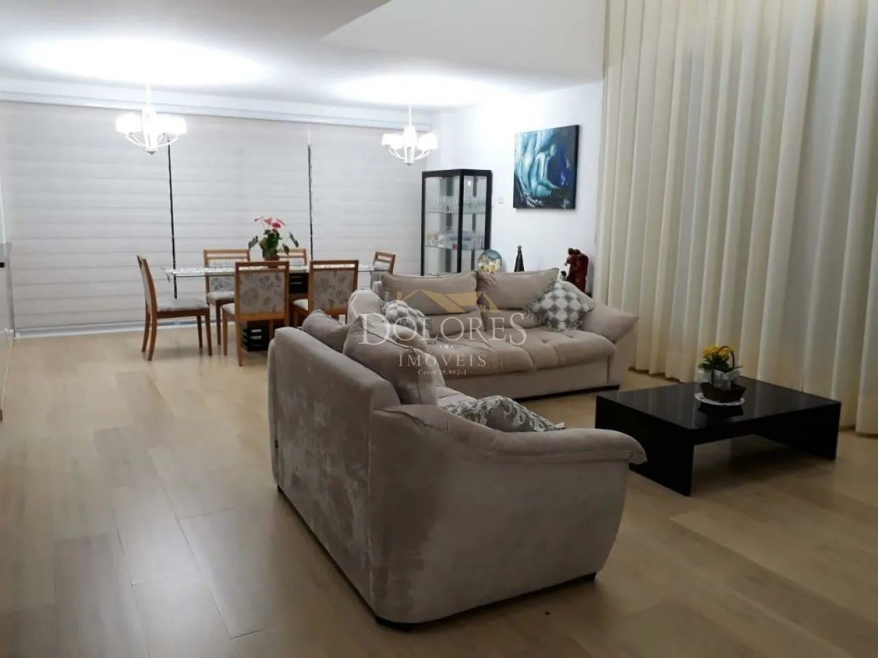 Bela casa com 5 suítes todas com varandas - Foto 3