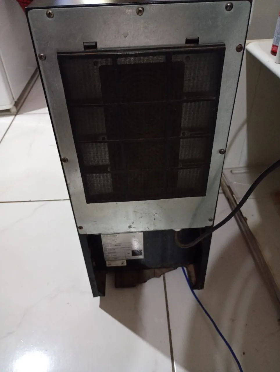 Adega Eletrolux ACS12 - Foto 5