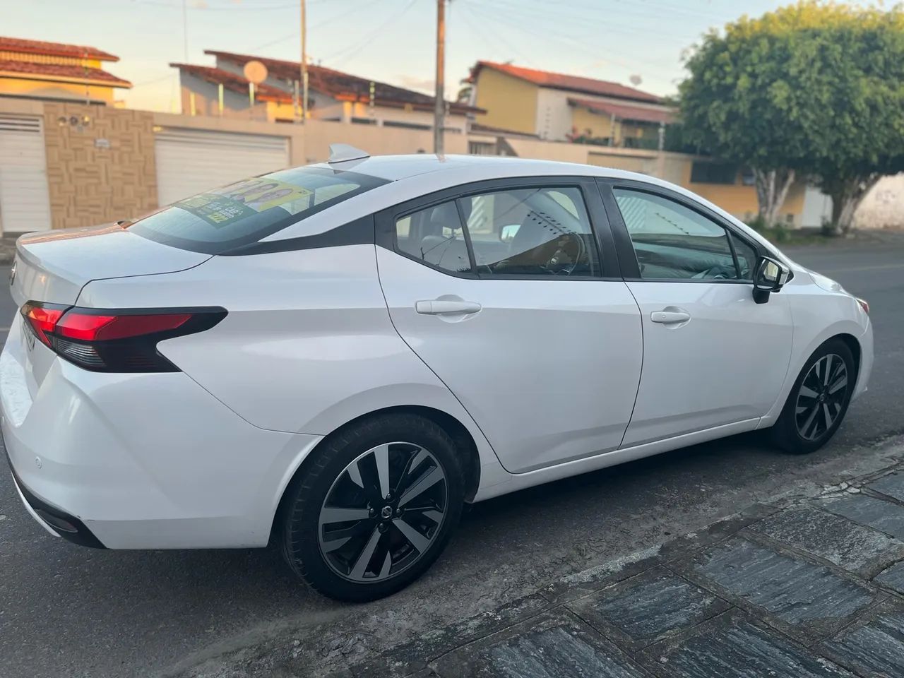 Nissan Versa EXCLUSIVE 1.6 16V FLEX AUT. 2022