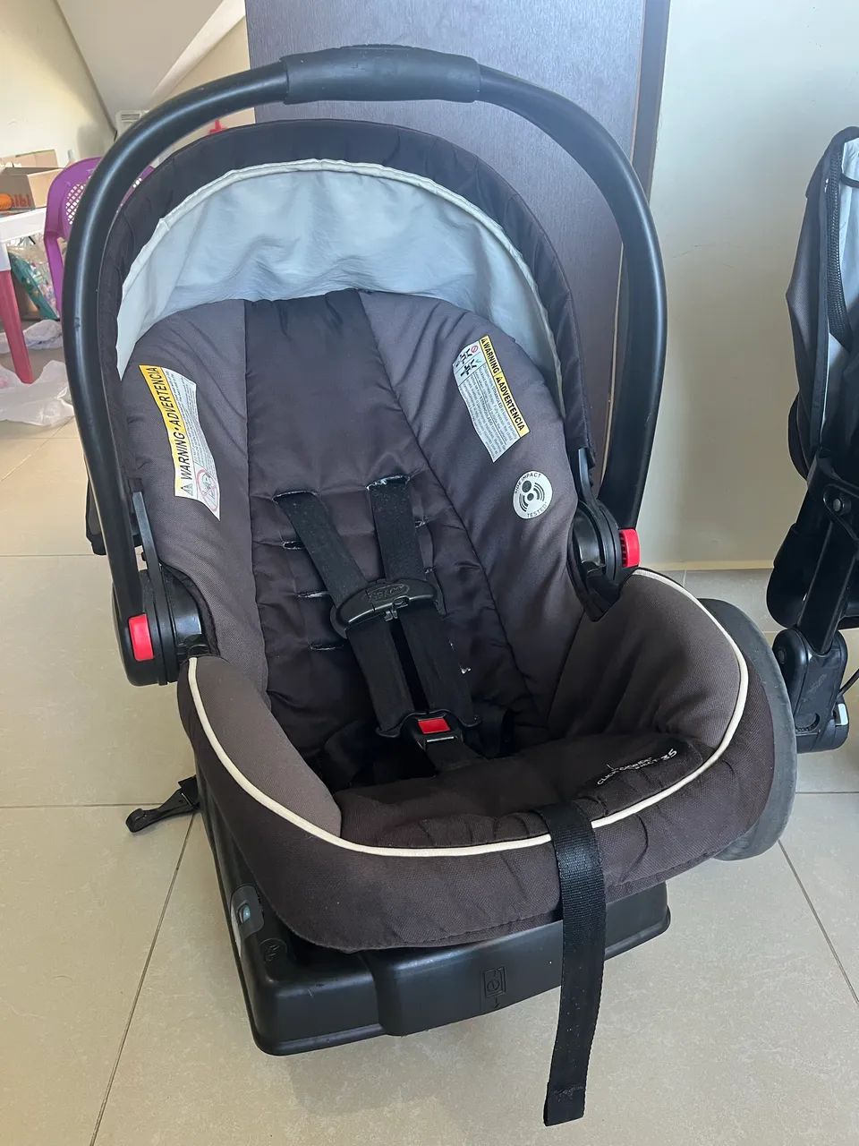 Carrinho de bebê + bebê conforto com isofix Graco  - Foto 5