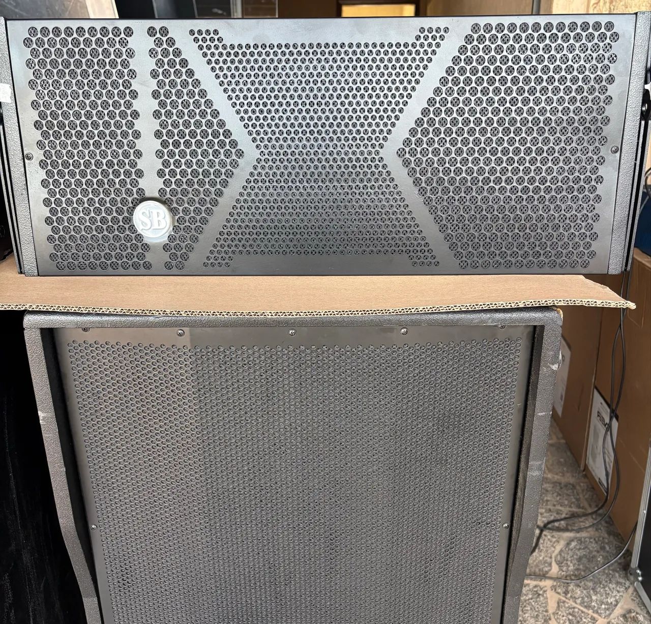 Line Array Pro 208 Ativa SB 600w 