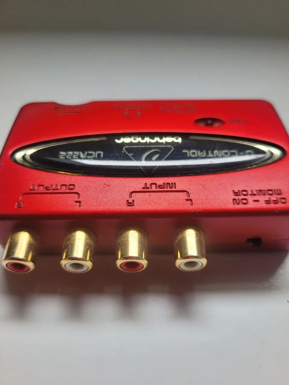 Interface de audio Behringer UCA222