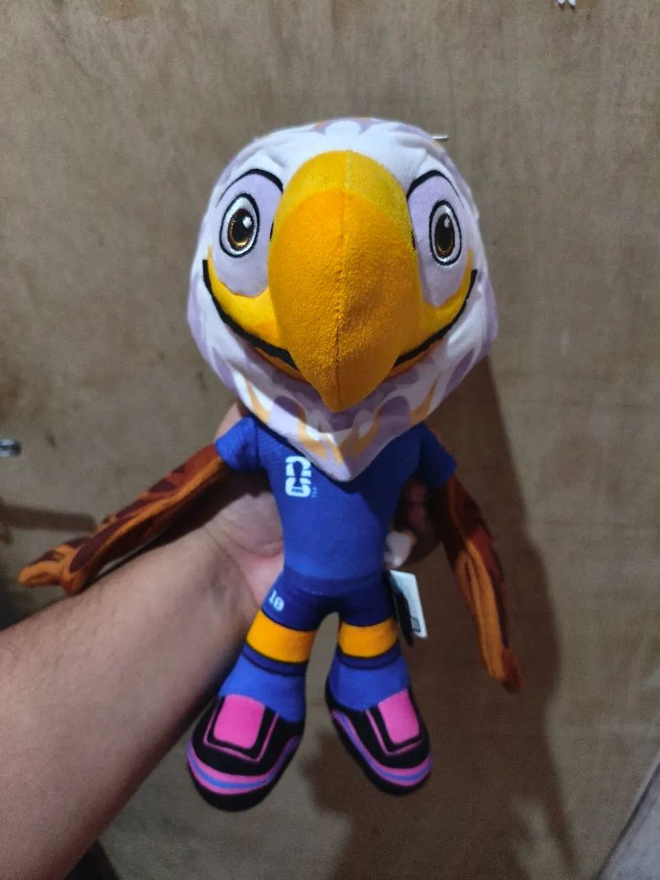 Pelúcia Mascote FIFA Águia Original - CLUTCH