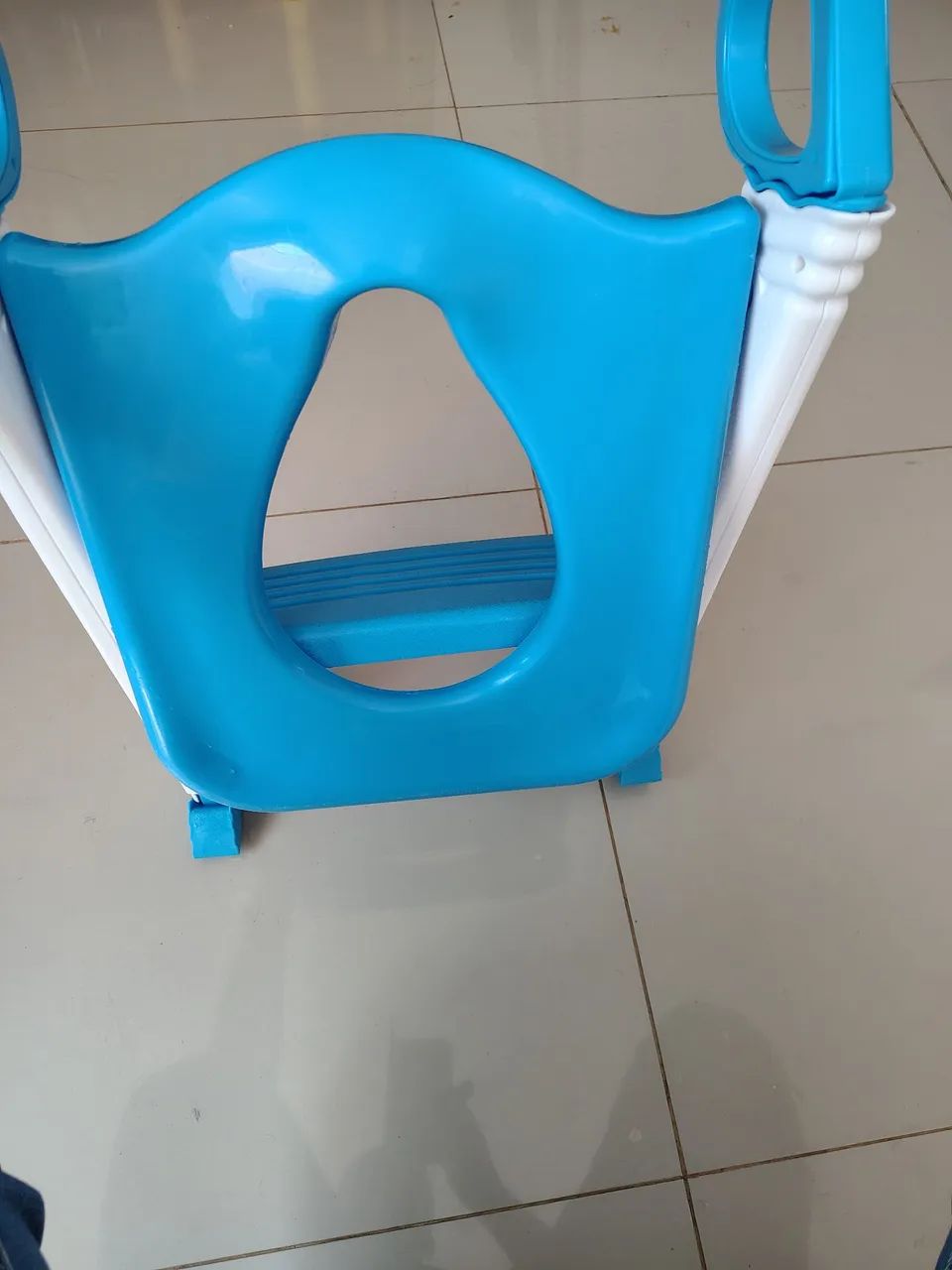 Assento redutor vaso sanitário infantil  - Foto 2