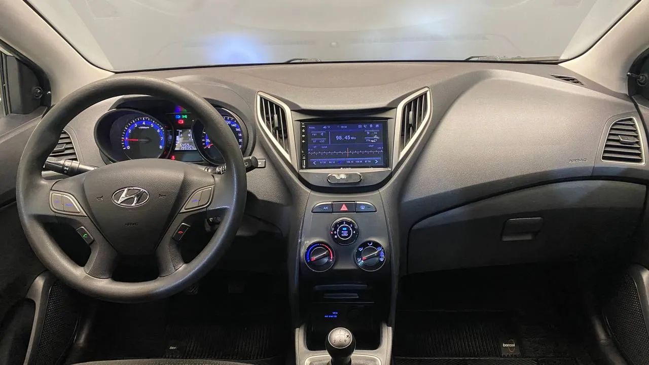 Hyundai HB20 Comfort 1.0 Flex 12V Mec., foto 2 de 20