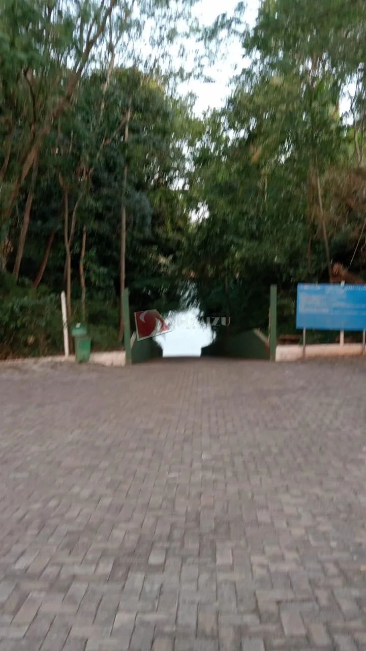 VENDO CHACARA COM CASA NO BARRA DO IVAI II COM 911 METROS