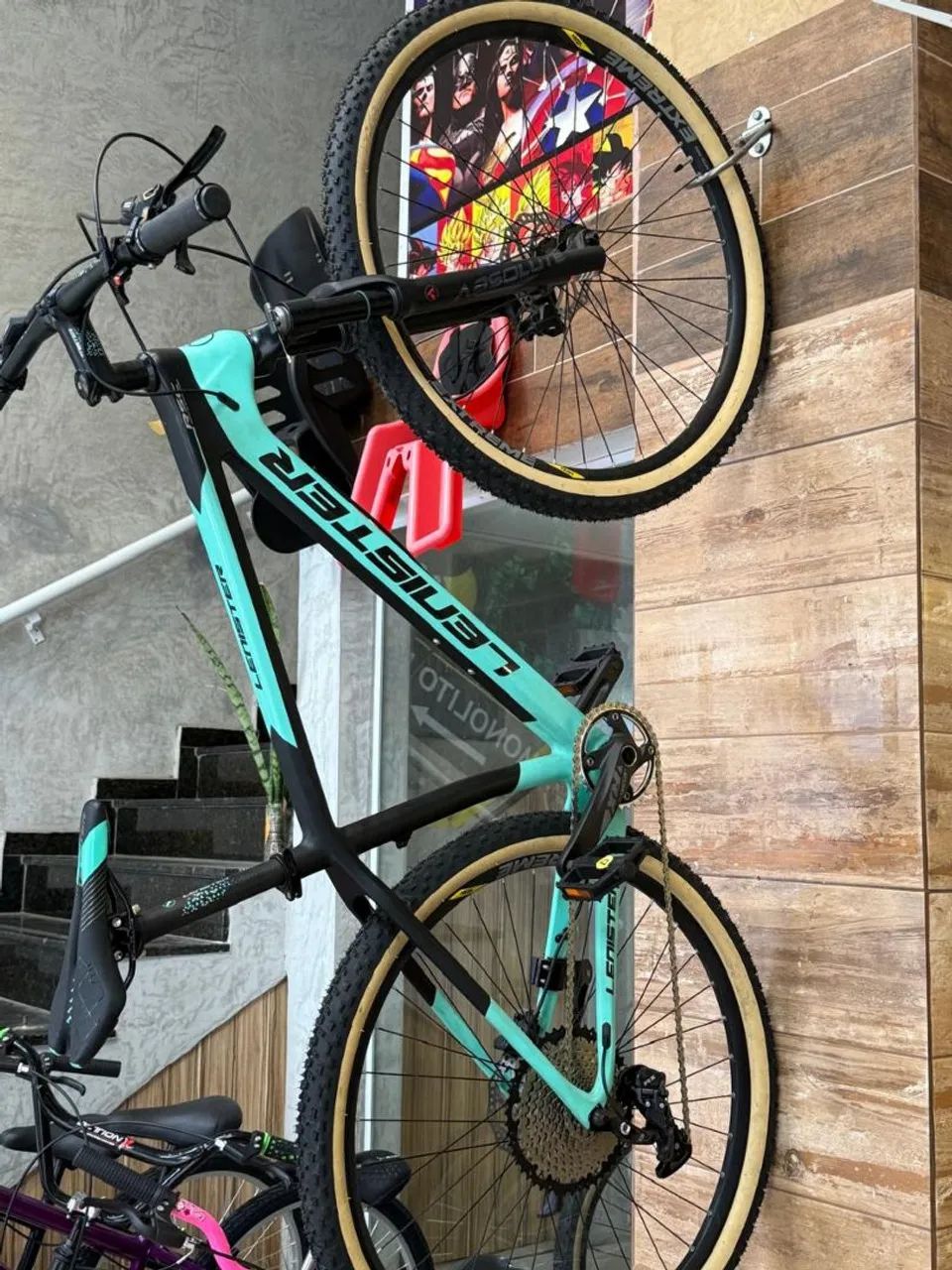 Bicicleta Aro 29 com quadro de Carbono  - Foto 4