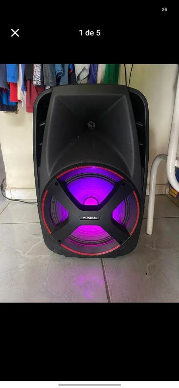 Vendo uma caixa de som da mondial, a bateria mas, funciona normalmente na tomada 