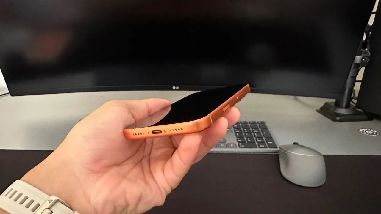 iPhone 17 Pro 256GB Impecável | Laranja - Foto 3