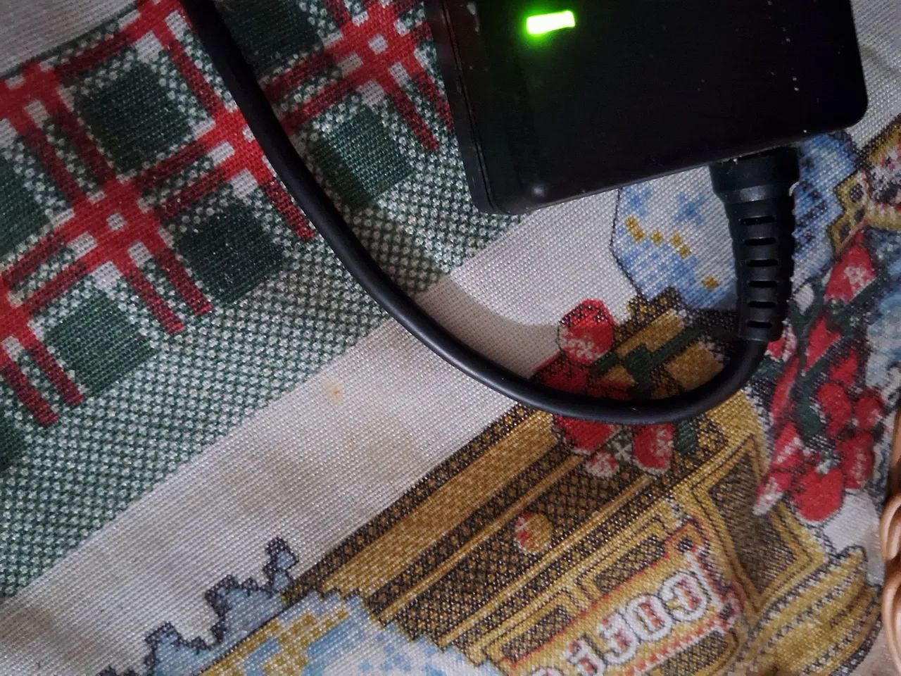 Vendo garregador de not