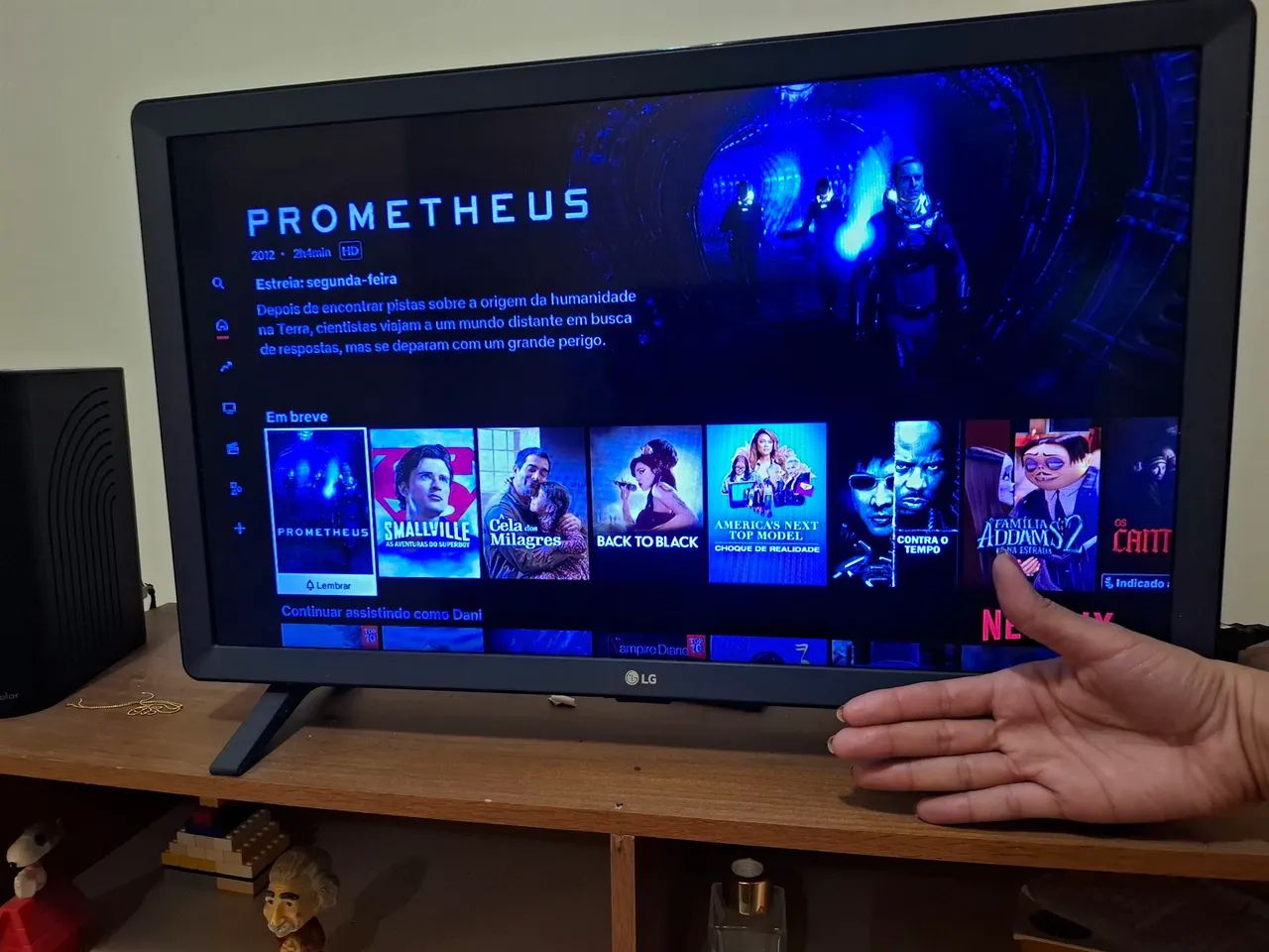 Smart TV LG 24 polegadas - Foto 2
