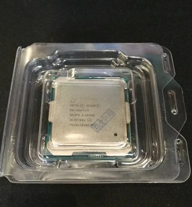 processador intel xeon E5- 2667v4 3.20GHZ