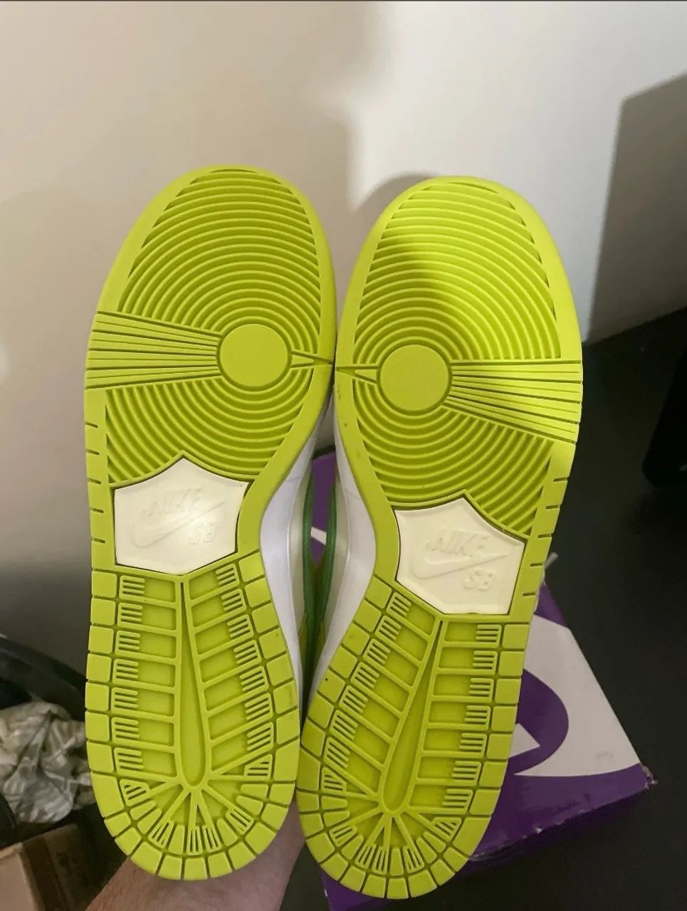 nike sb dunk low pro sour apple importado - Foto 4