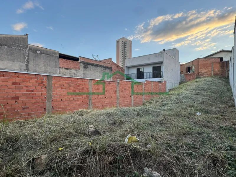 Terrenos e Chácaras - VILA INDEPENDÊNCIA - Foto 2