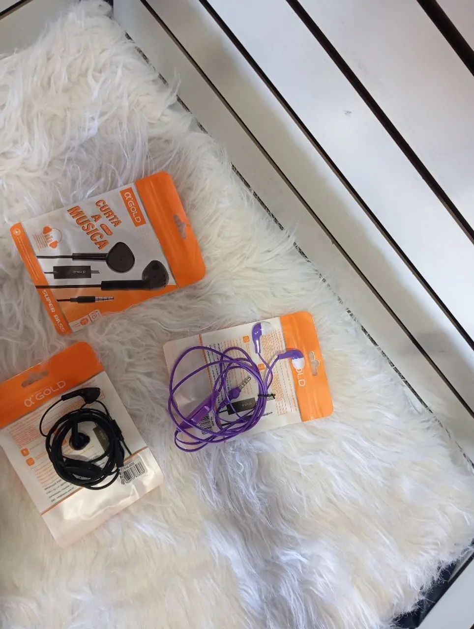 Fone com fio Aparti de R$9,99