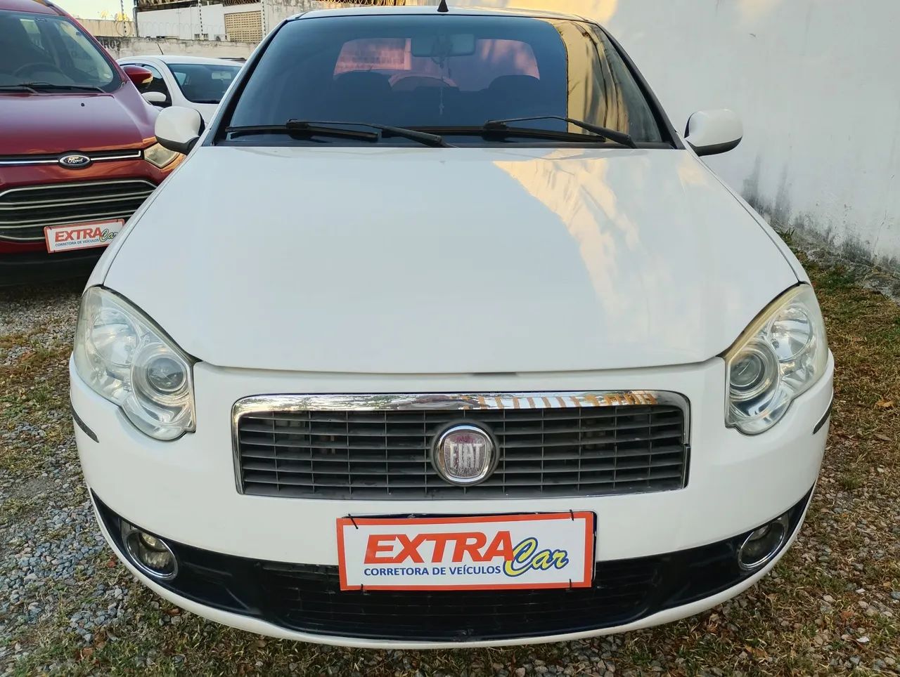 Fiat Siena Siena TETRAFUEL 1.4 mpi Fire Flex 8v 4p 2012