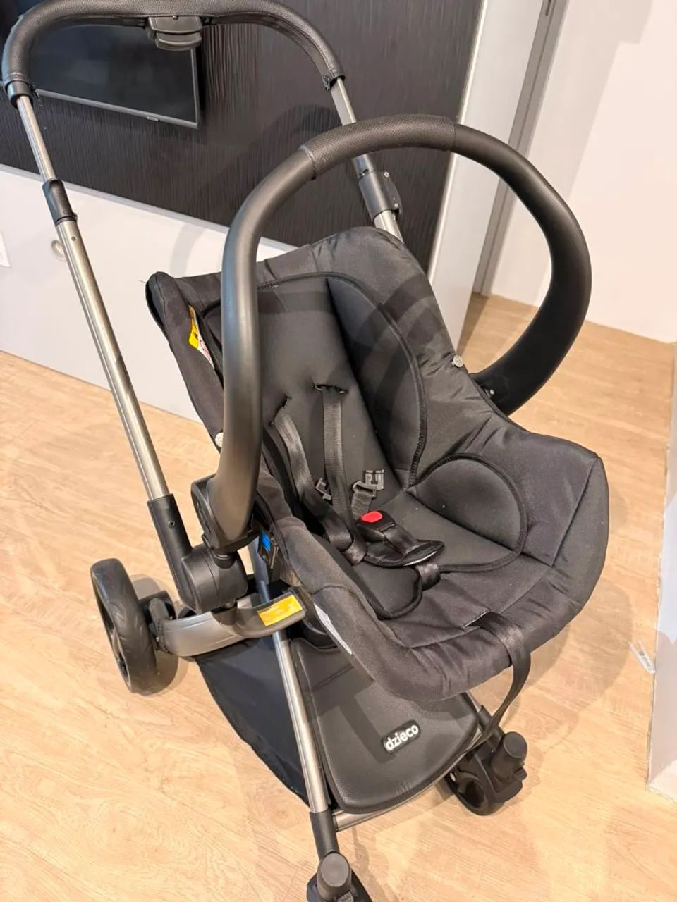 Carrinho de bebe Dzieco galzerano 
