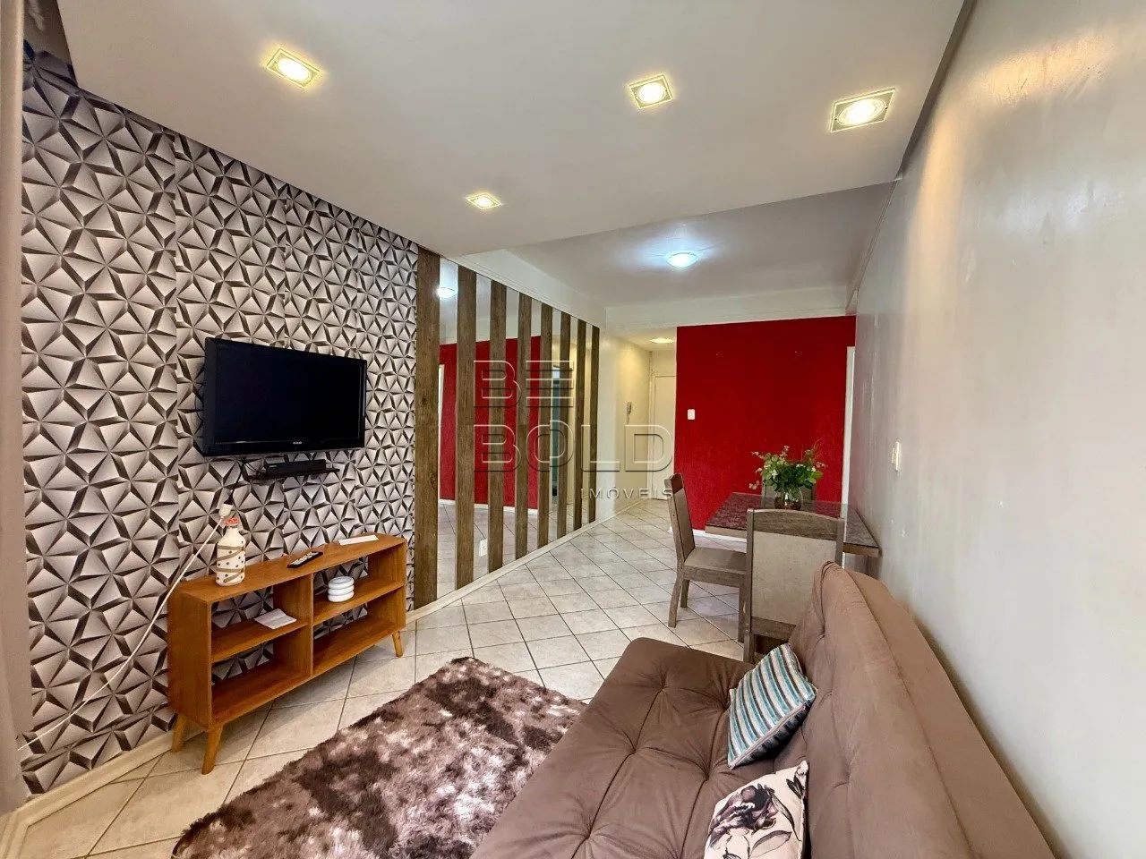 Apartamento 2 dormitórios com elevador no Estreito - Foto 4