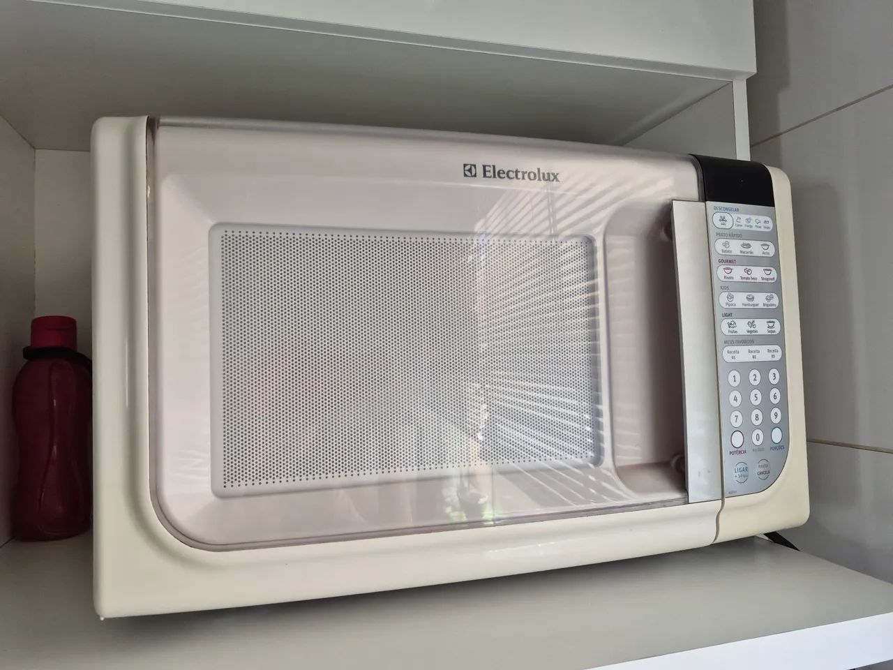Micro-ondas Eletrolux (não funciona)