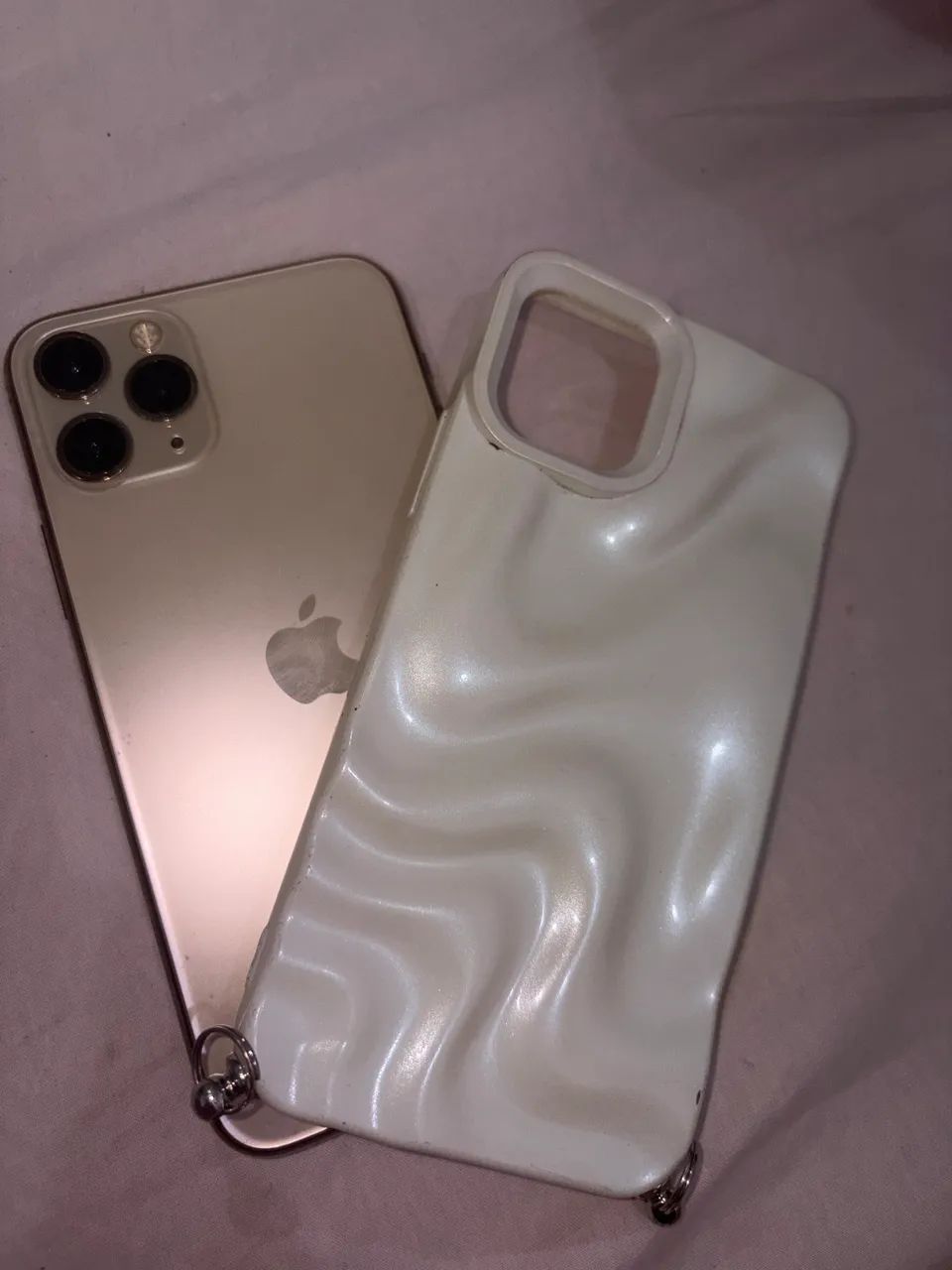 iPhone 11 Pro Gold - 64GB - Foto 2
