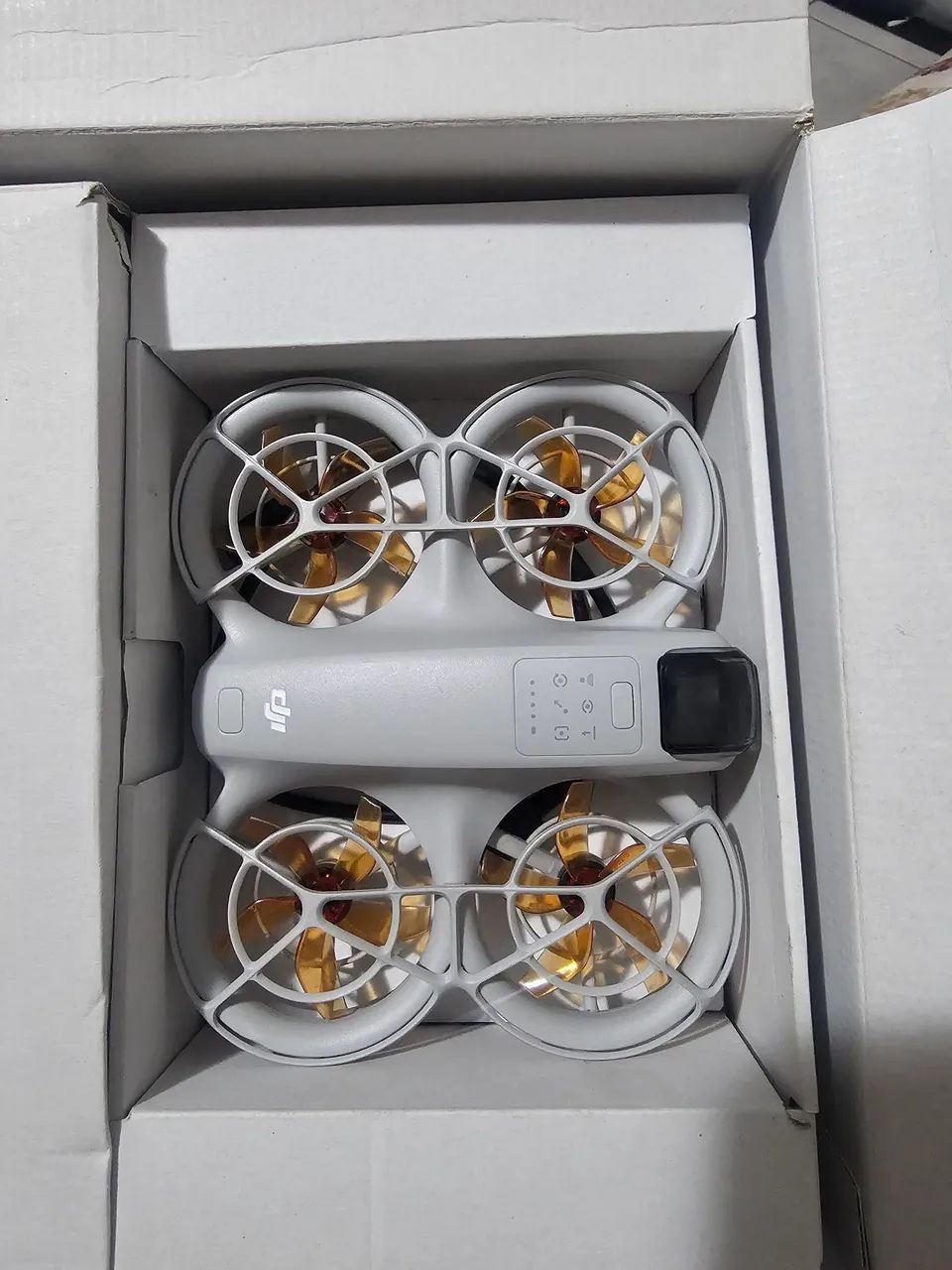 Dji neo 4k com rcn2 troco joguem suas ofertas  - Foto 3
