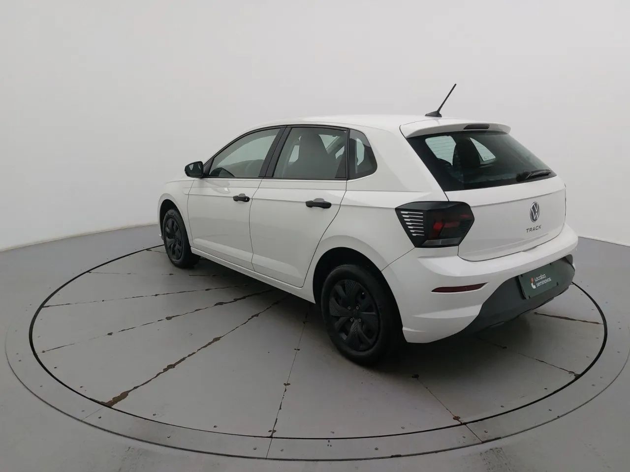 Volkswagen Polo Track 1.0 Flex 12V 5p, foto 3 de 18