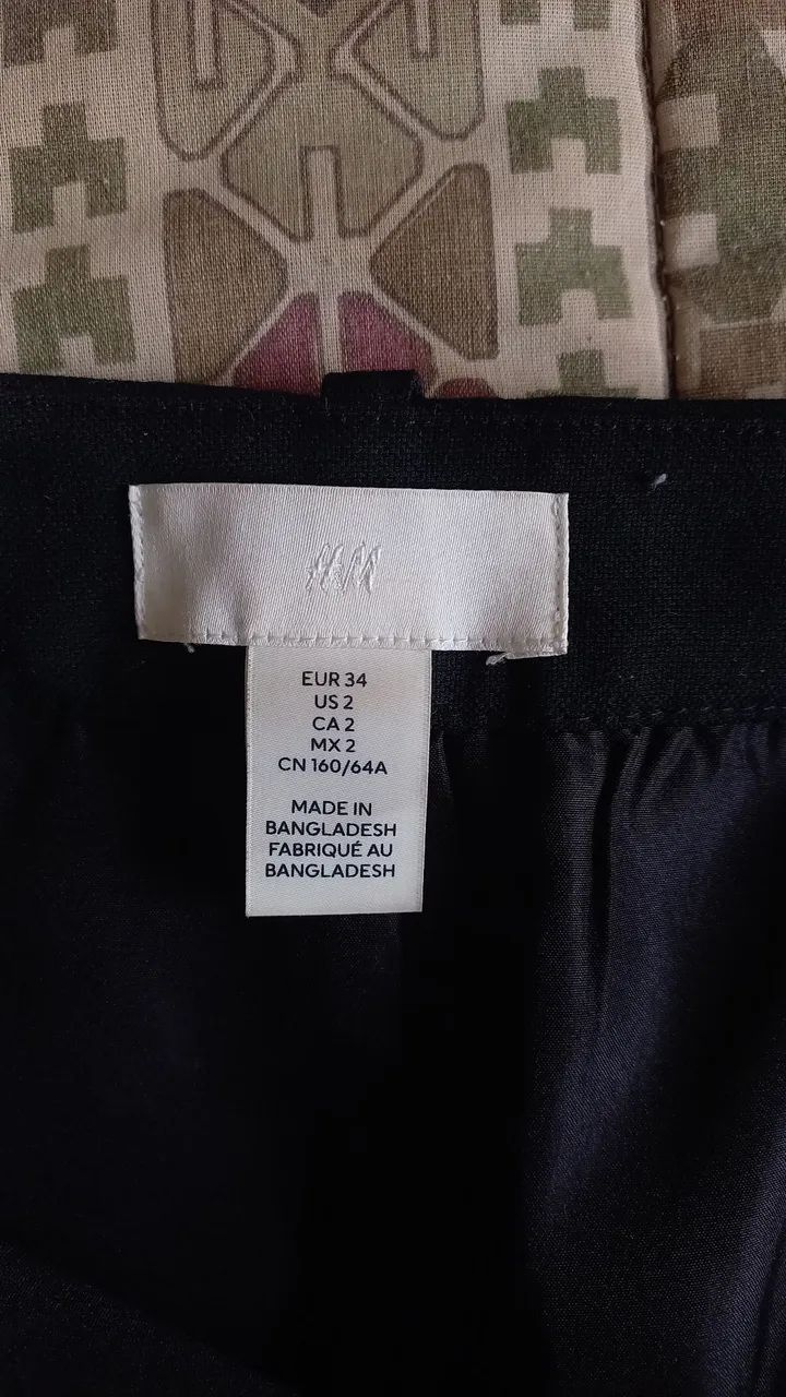 Mini saia H&M nova, usada 2x. Veste 34 e 36 - Foto 3