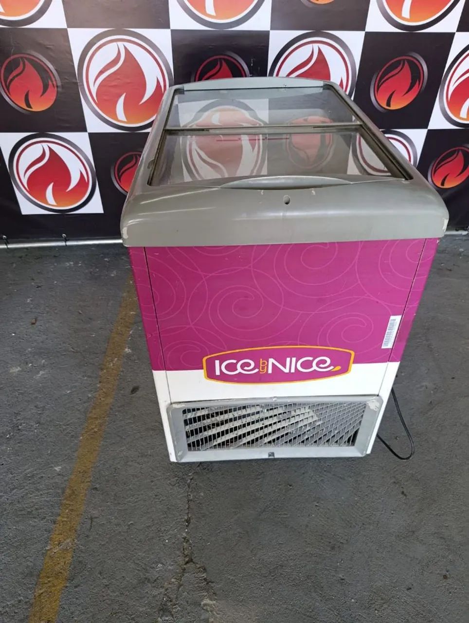 FREEZER×MAGENTA Freezer horizontal 2 portas expositora 232 litros 220 volts marca