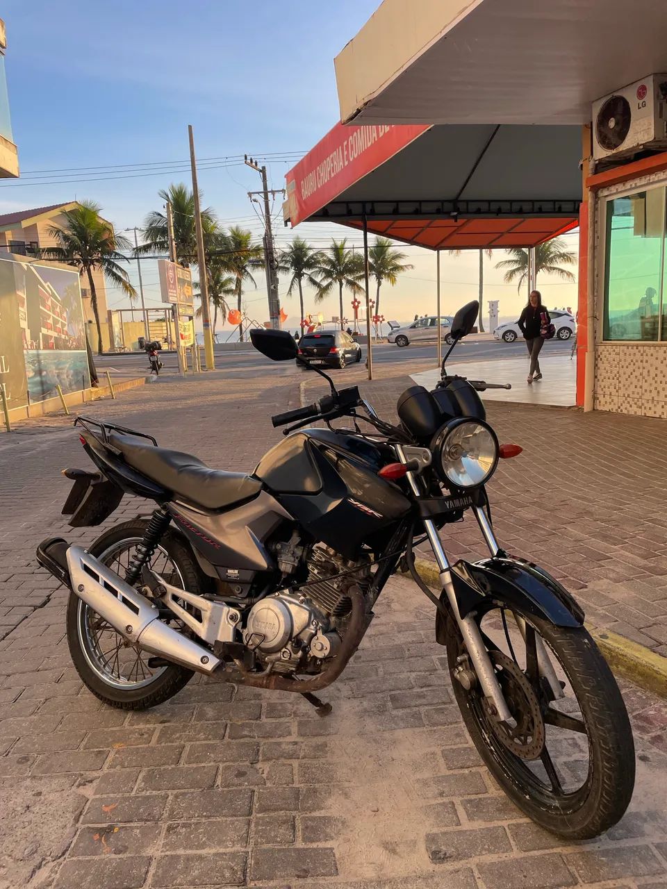 Vendo moto Factor Ybr preta  - Foto 2