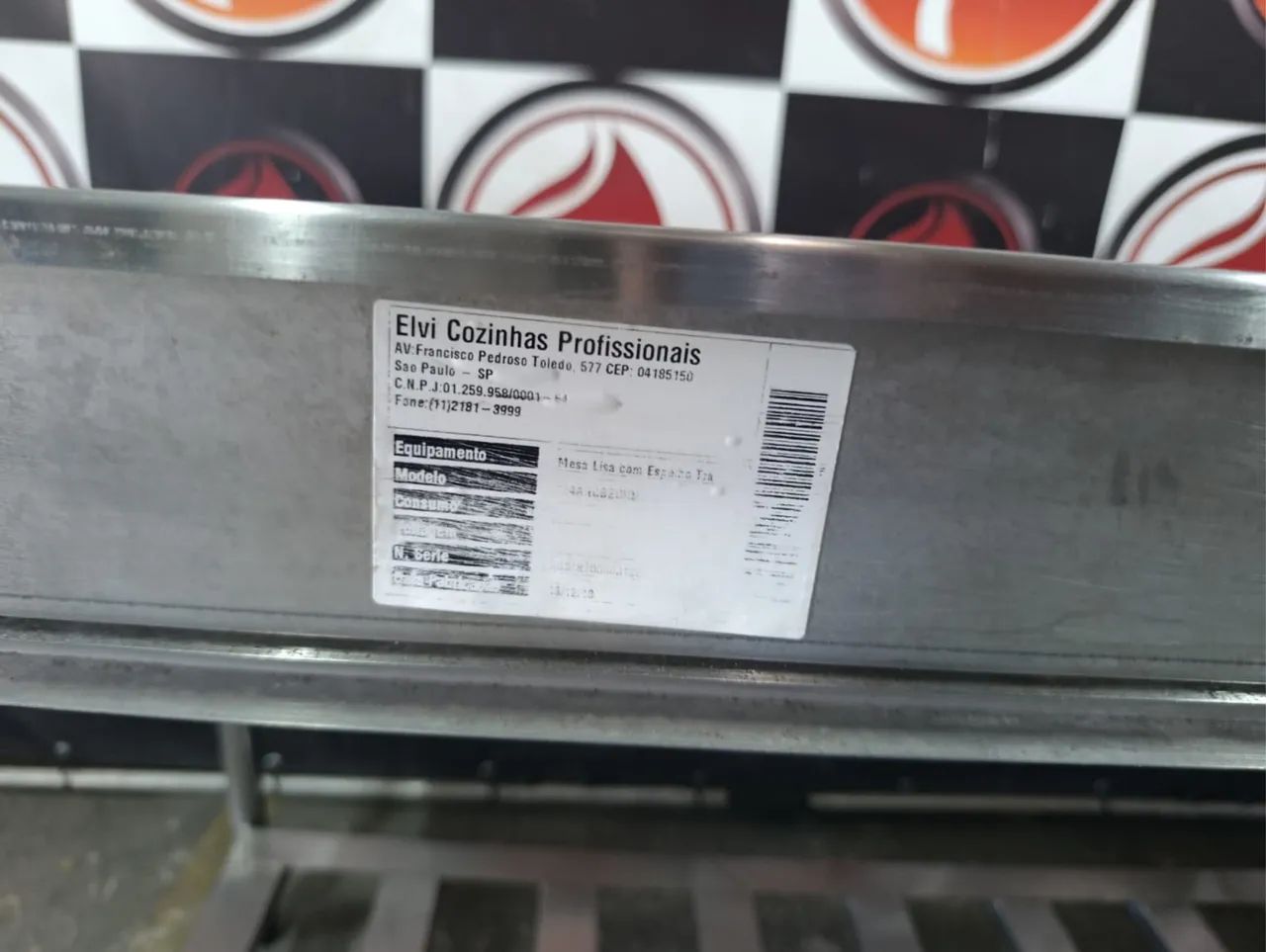 Mesa inox com polietileno 