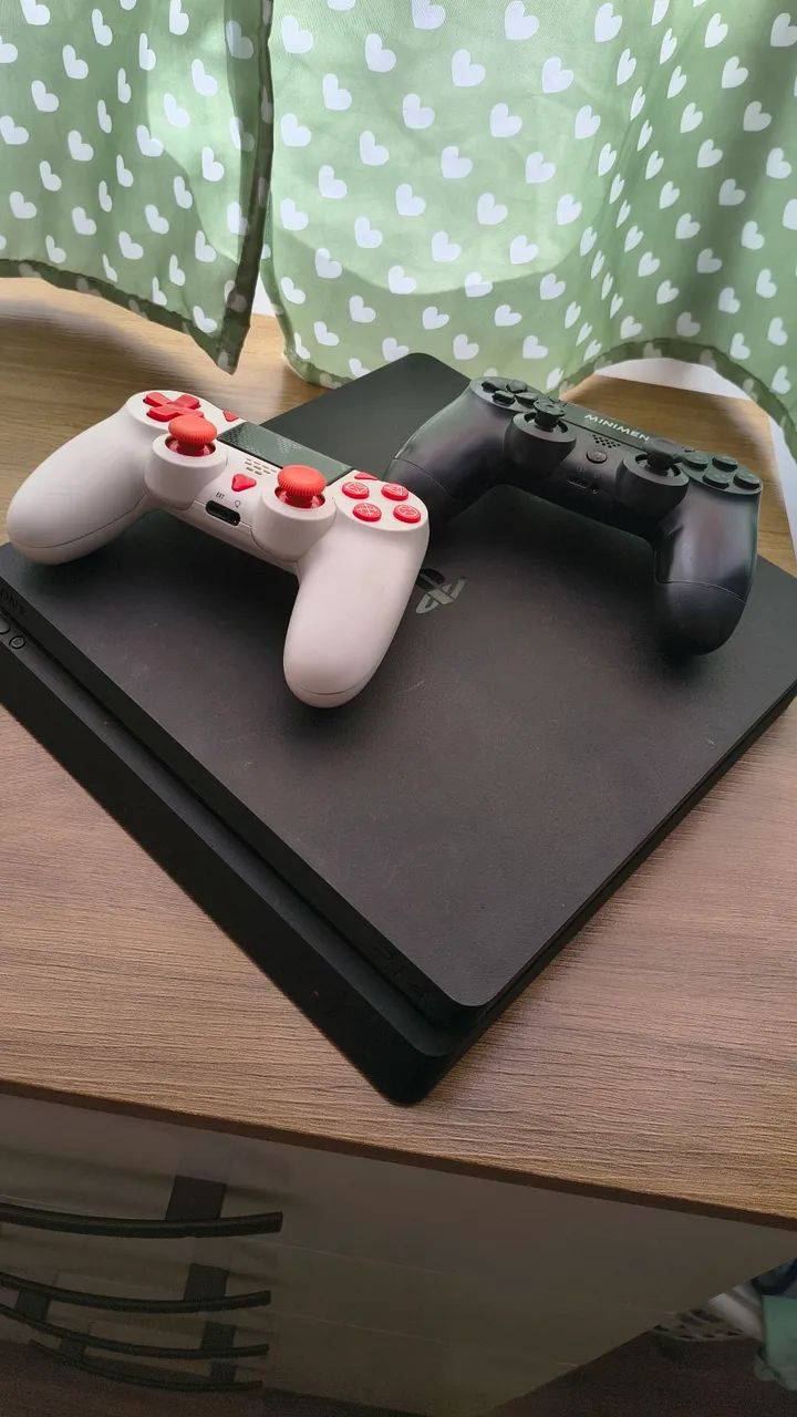 Ps4 slim com jogos  - Foto 2