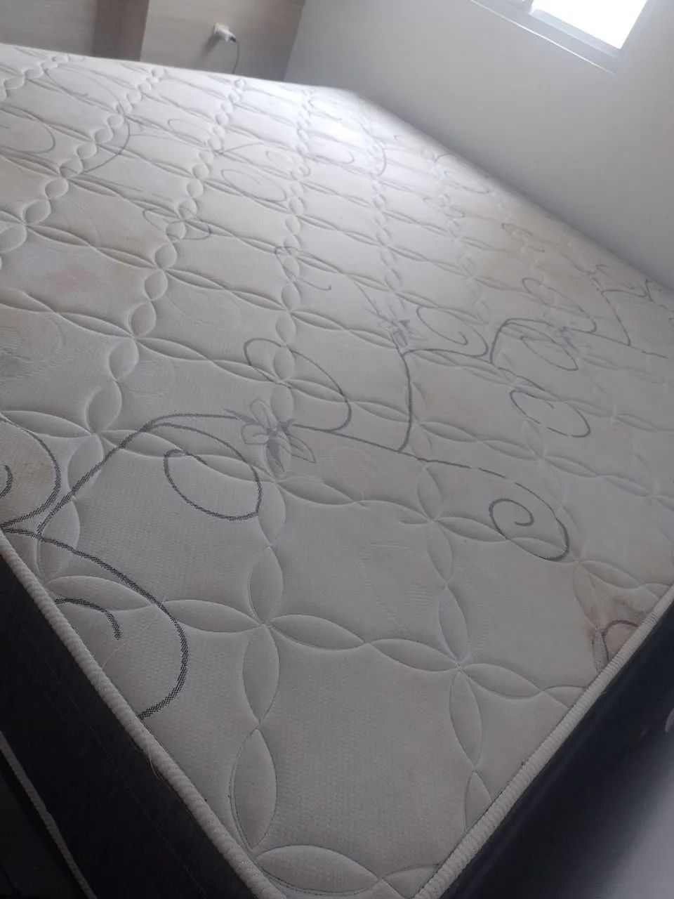 Cama king size venda Ortobom usada, um ano e meio. - Foto 2
