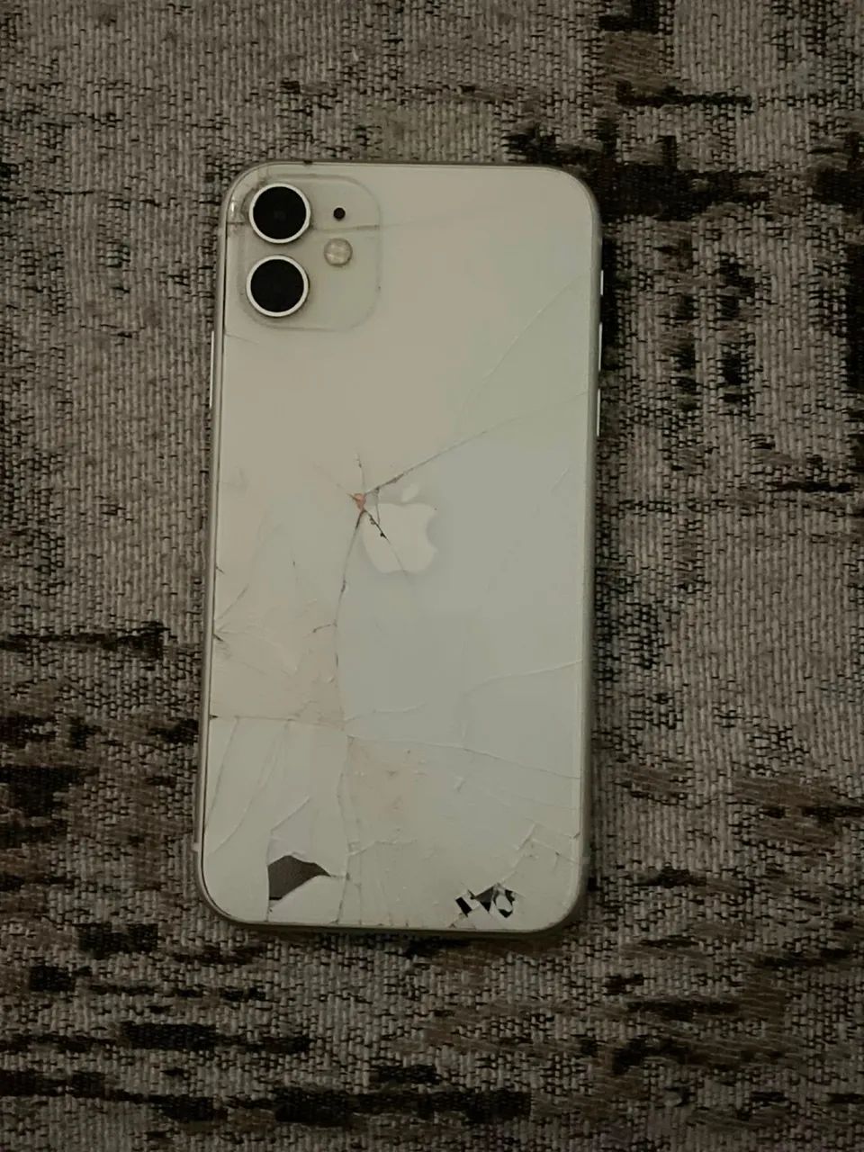Vendo iPhone 11 600 - Foto 2