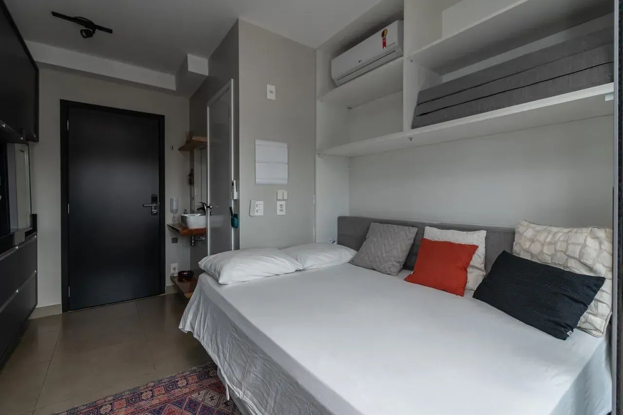 STUDIO EM PINHEIROS À VENDA COM 18M2 MOBILIADO - Foto 3