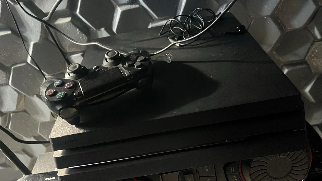 VENDO PS4 PRO - Foto 4