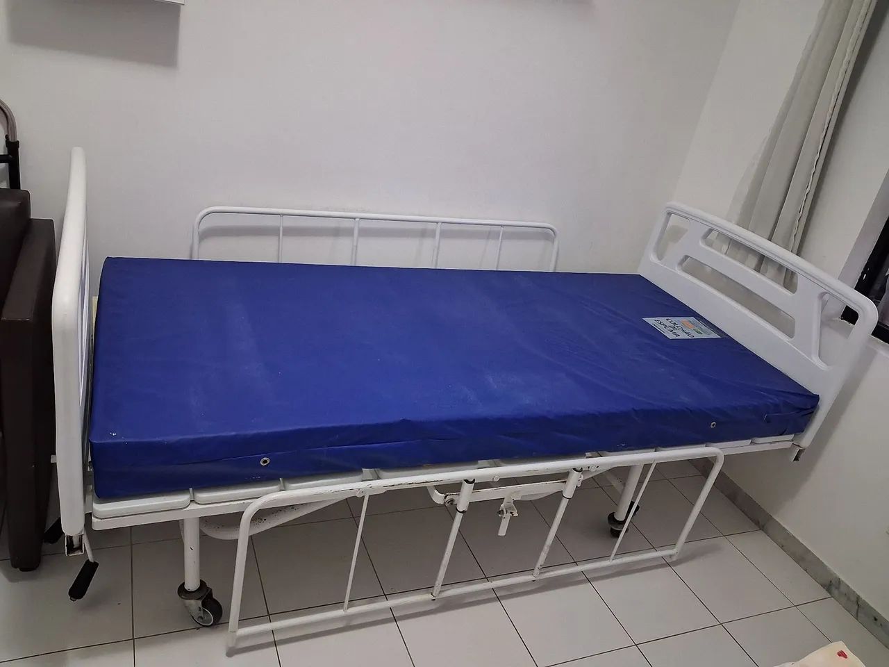 VENDO CAMA HOSPITALAR