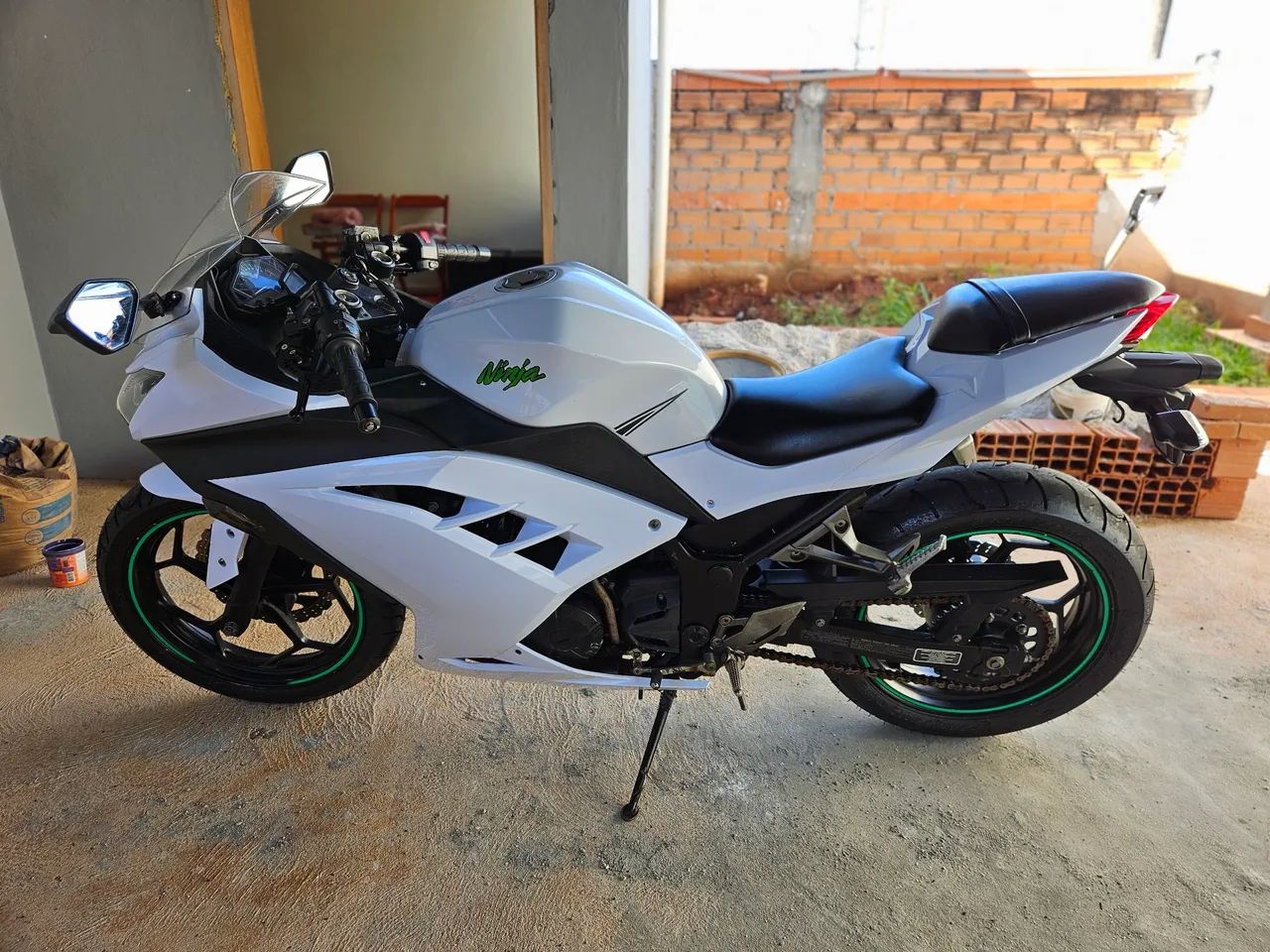Kawasaki Ninja 300 - Foto 5