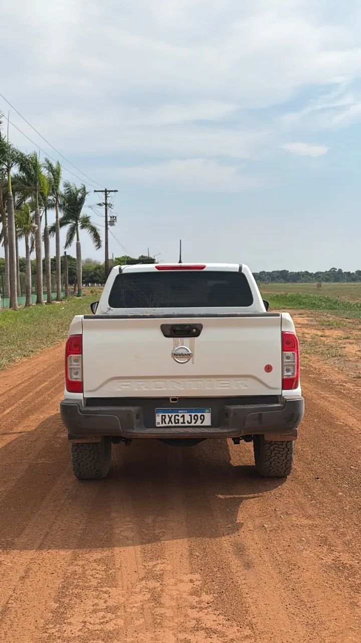 Nissan Frontier Frontier S CD 4x4 2.3 TB Diesel Mec. 2023