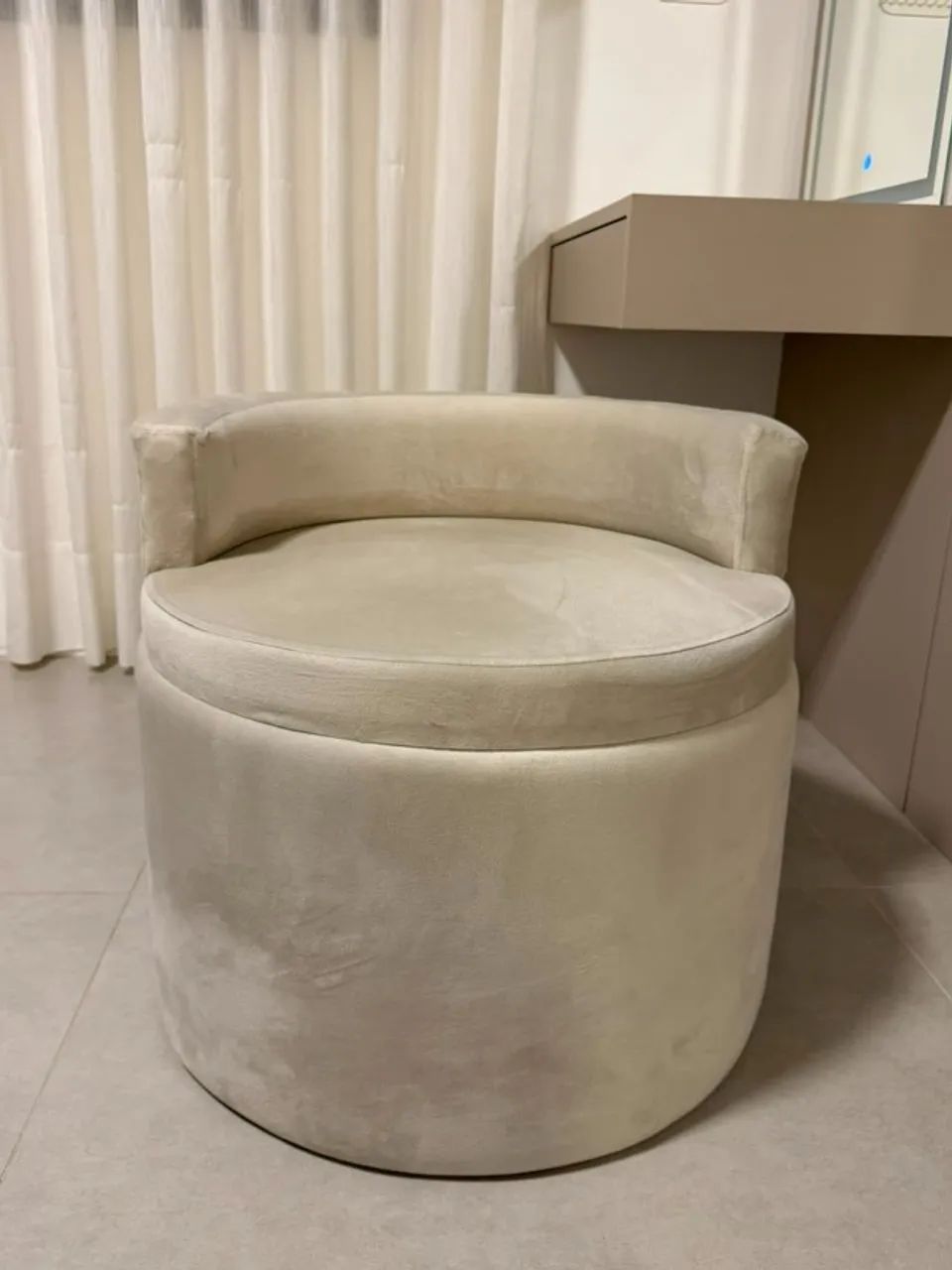 Poltrona Decorativa para Penteadeira - Off White