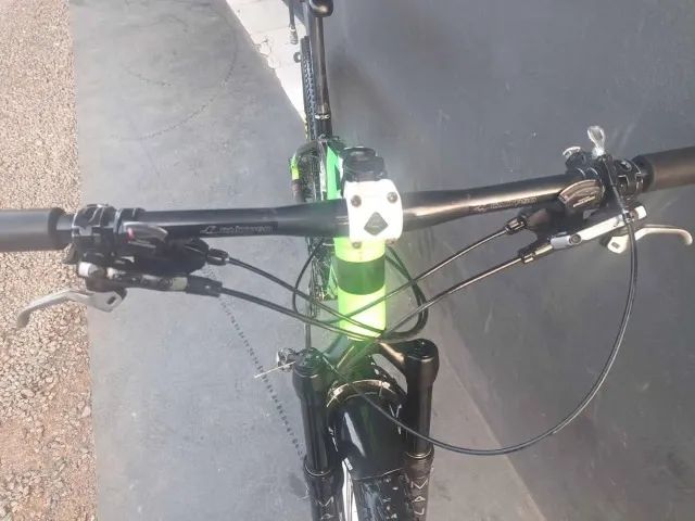 Vendo bike aro 29 - Foto 3