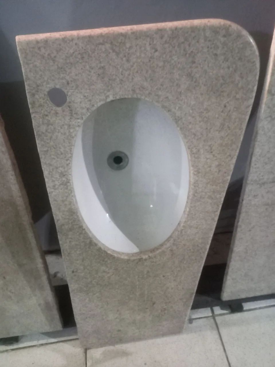 bathroom sink64994173084290120
