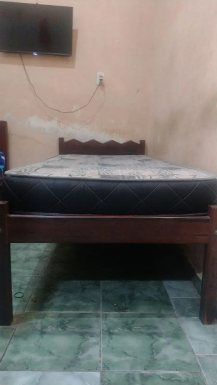 Cama solteiro maracatiara com colchão 