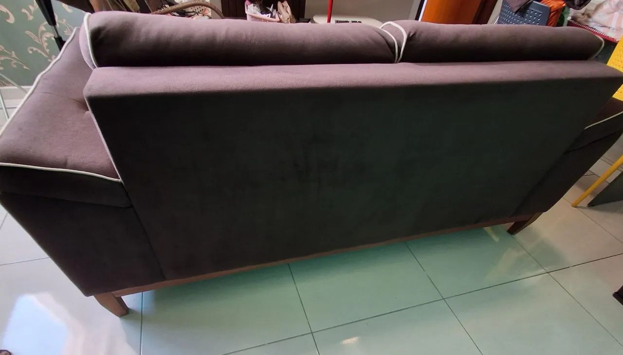 Vendo sofá com capa - Foto 4